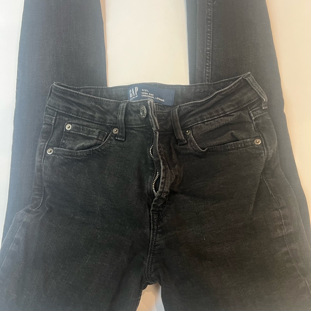 GAP Women's Dark Gray Skinny Jeans